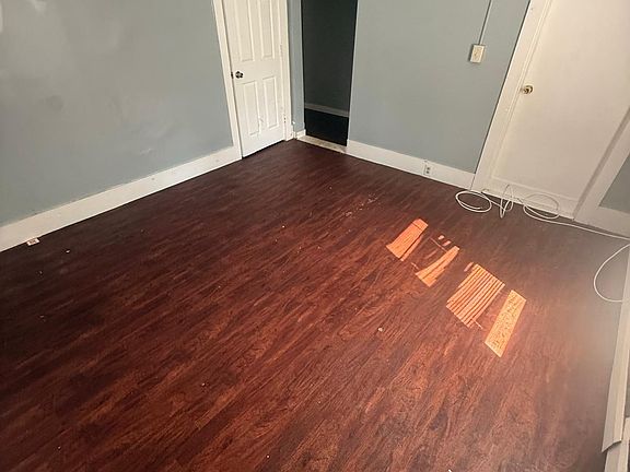 2nd image of 166-166 W Main St #168-4