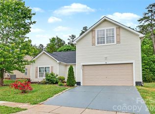 6225 Sid Crane Dr, Charlotte, NC 28216