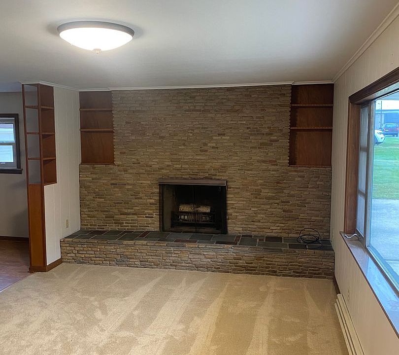 1st image of 339 Broadway Ave