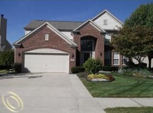 34383 Orsini Dr, Sterling Heights, MI 48312