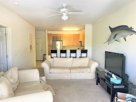 4th image of 2808 Bloomfield Ln Unit 208