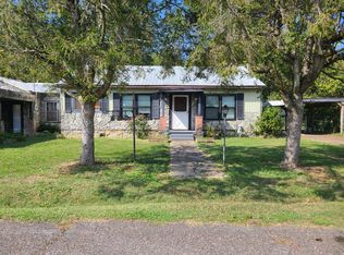 260 Collins St, Spring City, TN 37381