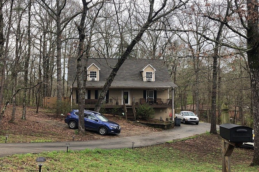 1st image of 70 Lake Country Dr
