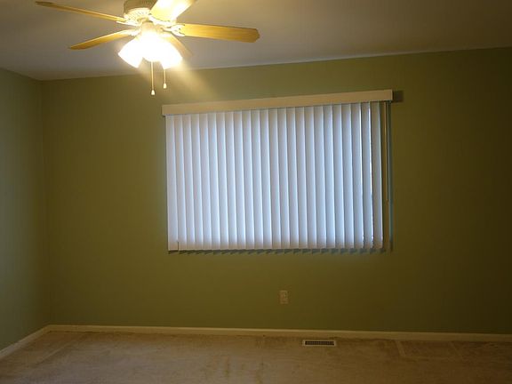 5th image of 38374 Warner Farms Dr