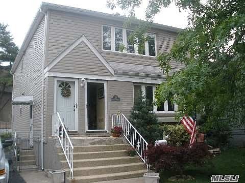 1st image of 92 Evergreen Ave