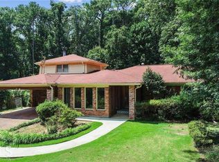 1036 Vistavia Cir, Decatur, GA 30033