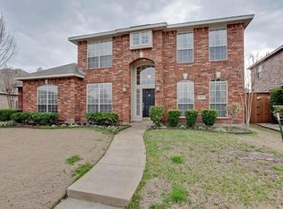 8002 Salzburg Dr, Rowlett, TX 75089
