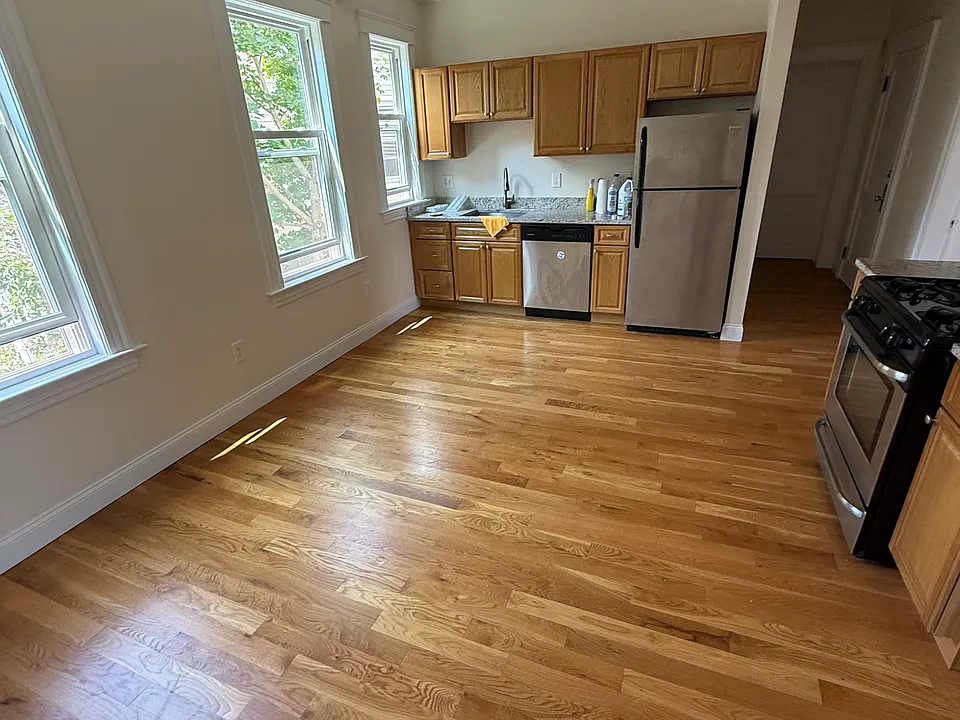 14 Waldo Ave #2R