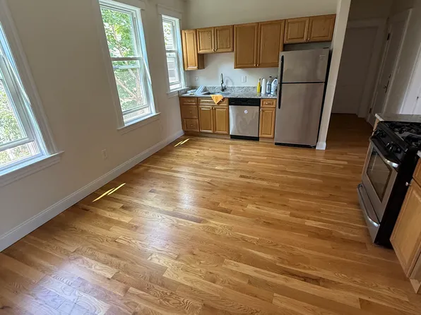14 Waldo Ave #2R, Somerville, MA 02143