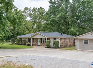 910 Moontown Rd, Brownsboro, AL 35741