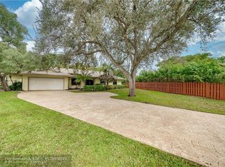 5471 SW 16th Ct, Plantation, FL 33317