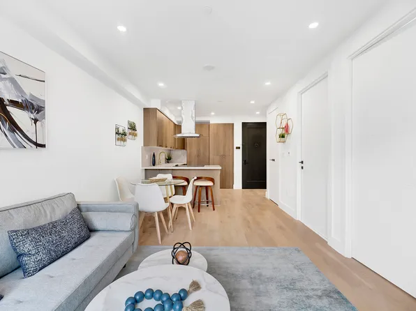 156 Tompkins Avenue image 8 of 16