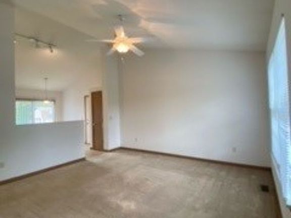 5th image of 980 Oakland Estates Dr