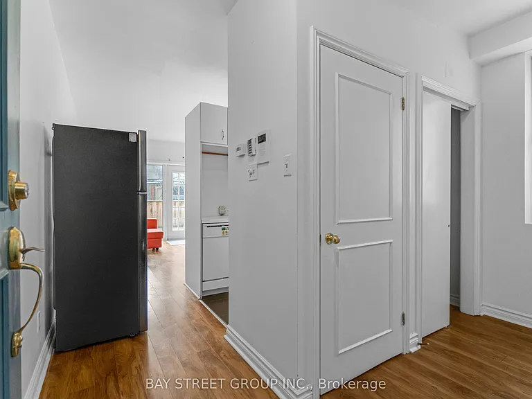 65 Gloucester St #4 — Photo 11