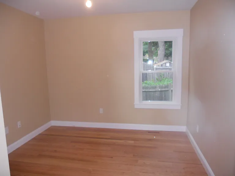 160 Weston St #1 — Photo 11