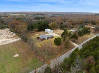 33 Segelhorst Rd, Leslie, MO 63056