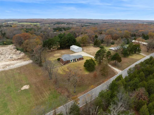 33 Segelhorst Rd, Leslie, MO 63056
