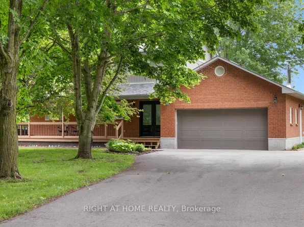 321 Stanley Cres, Russell, ON K4R 1E5