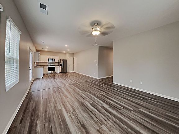5th image of 228 San Marino Way