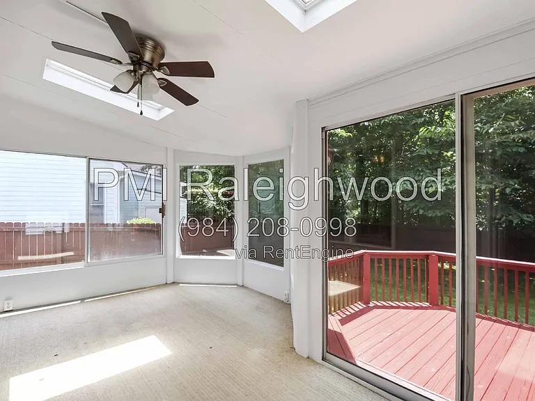 301 Perry Creek Dr — Photo 31