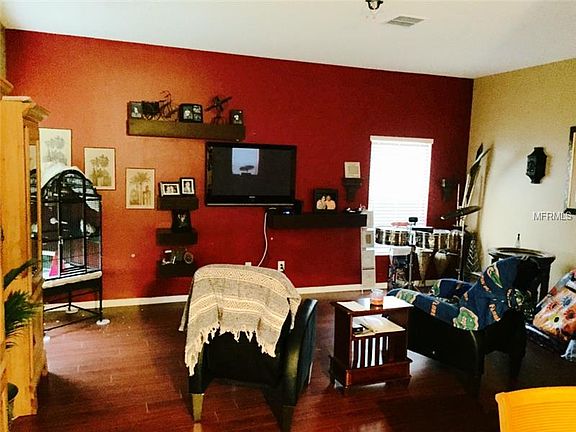 4th image of 3316 Pekin St