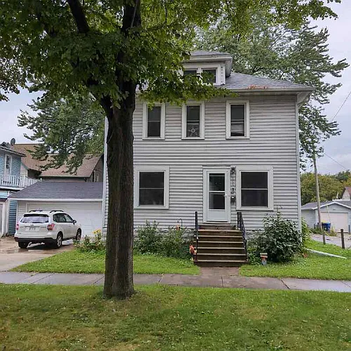 709 N Chestnut Ave Photo 1