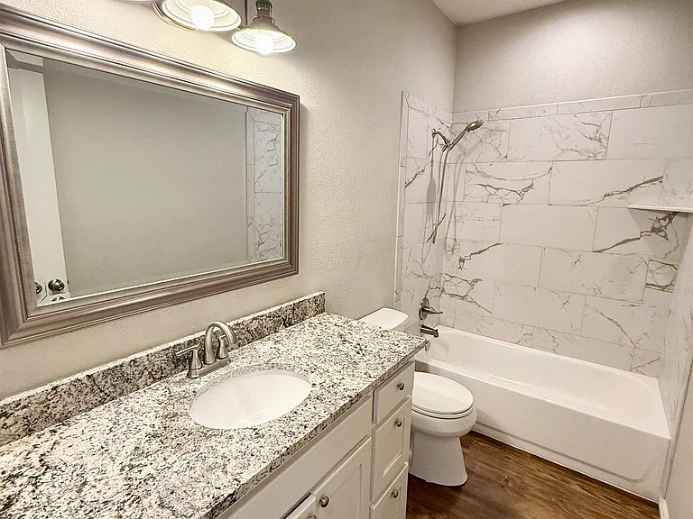 4705 Belair Blvd — Photo 18