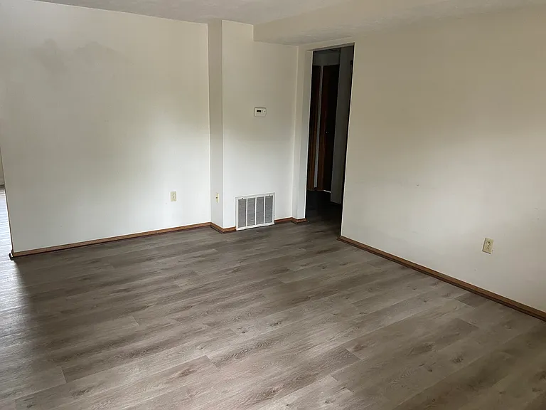 29 W Tulane Rd #Z — Photo 5