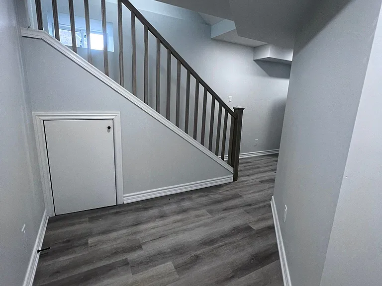 999 Black Cherry Dr #LOWER — Photo 9