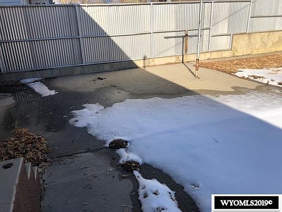 5th image of 1127 Lincoln Ave