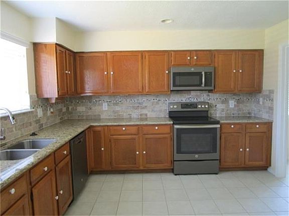 3rd image of 16706 Nina Dr