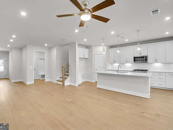 4th image of 5651 Tillman Way