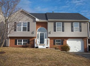 4754 W Vale Rd NE, Roanoke, VA 24019