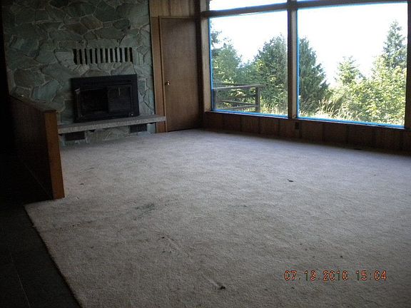 4th image of 19230 SE 62nd Pl