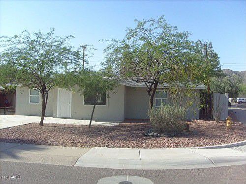 1st image of 402 W Sunnyslope Ln