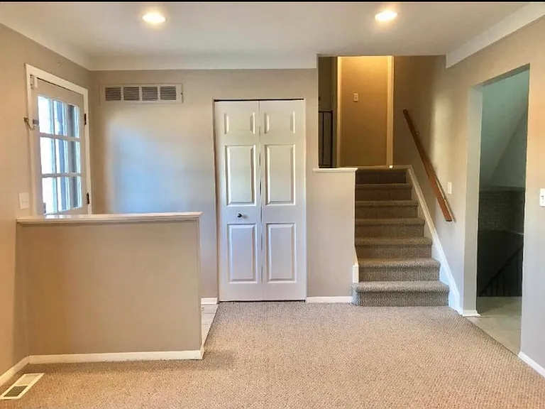 2828 Deake Ave — Photo 4
