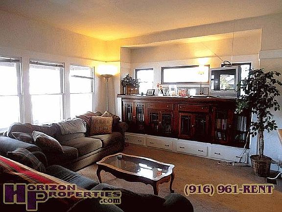 (5) : 4872 U St Sacramento, CA
