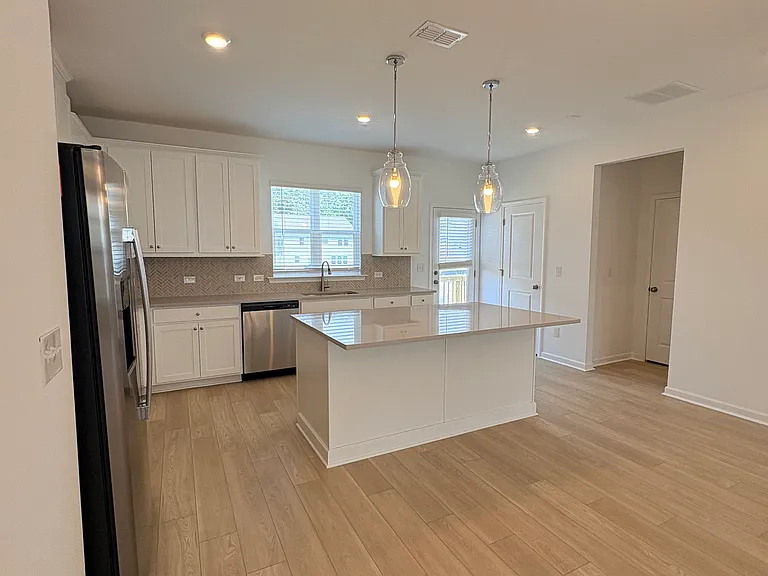 2722 Dreycott Ln — Photo 3