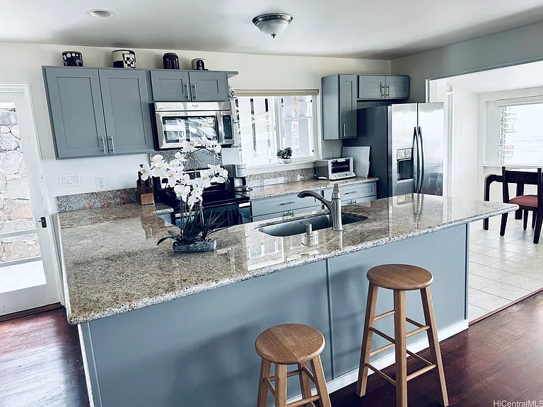 3901 Maunahilu Pl — Photo 2