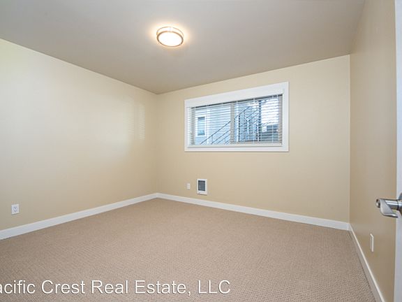 5th image of 6515 5th Ave NE APT 202