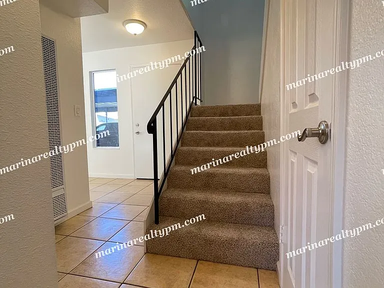 211 Del Luz Ct — Photo 16
