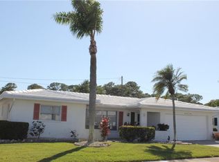 9520 45th St N, Pinellas Park, FL 33782