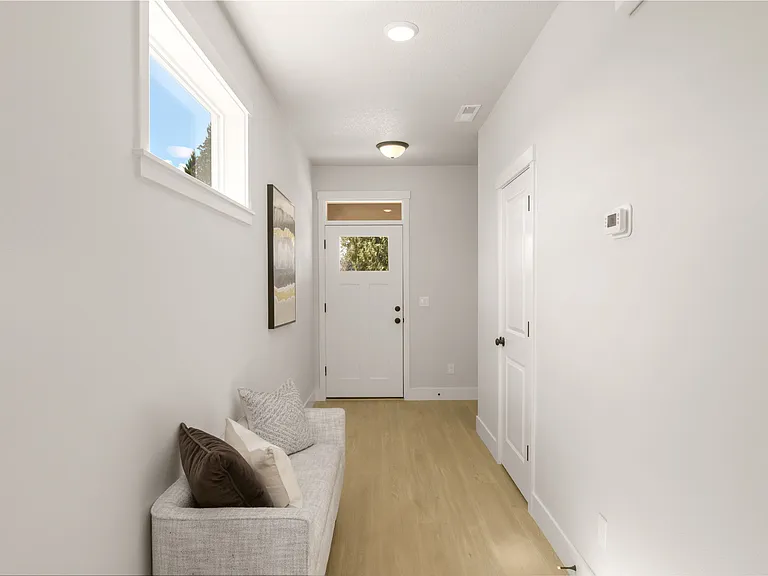 2525 Bourbon St — Photo 5