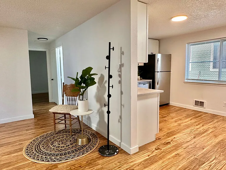 Parkview Apartments — Photo 18
