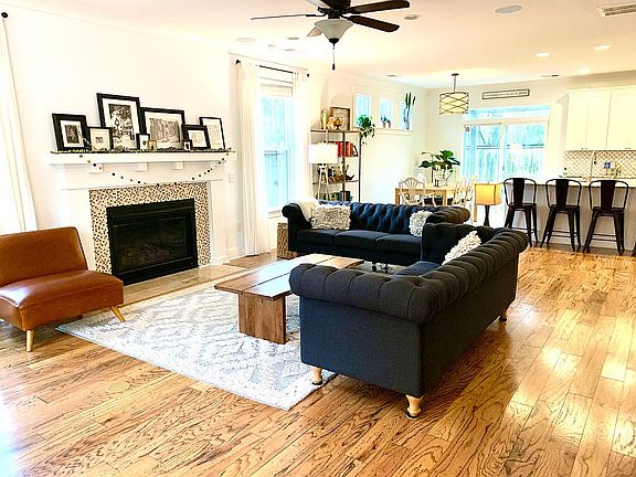 5th image of 1821 Edgewood Dr