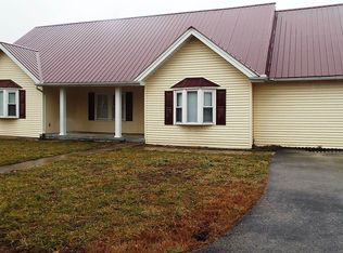 410 Rosedale Ave, Jamestown, TN 38556