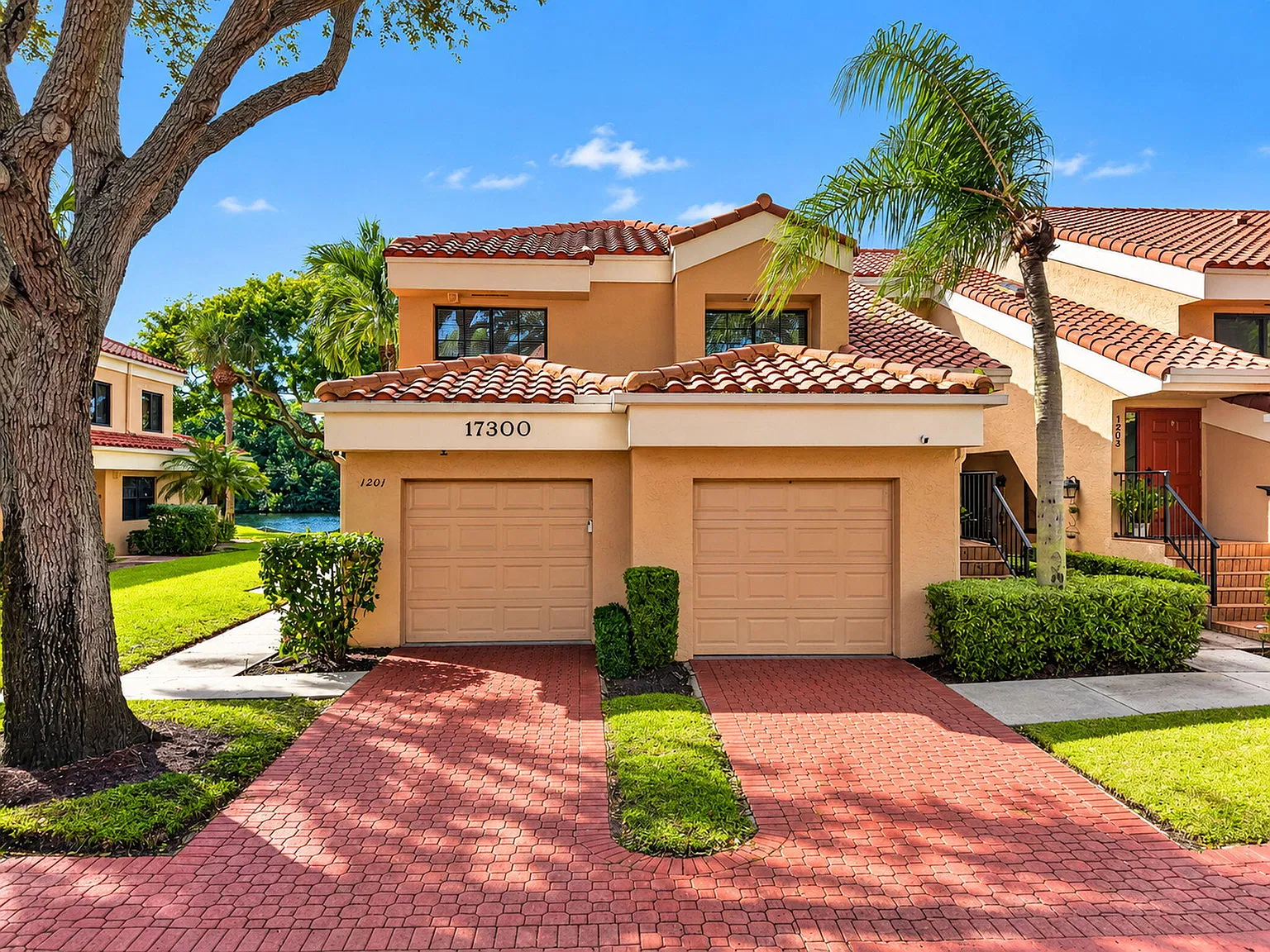 17300 Boca Club Blvd — Photo 2