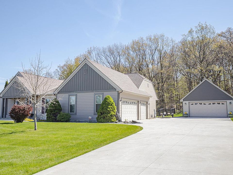 1st image of 20805 W Windsor DRIVE