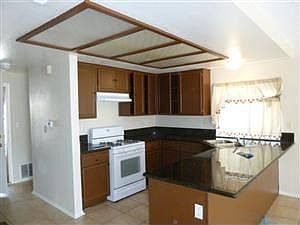 5th image of 15413 Tiffin Ct