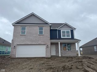 1387 Foxtail Ln, Greenwood, IN 46143